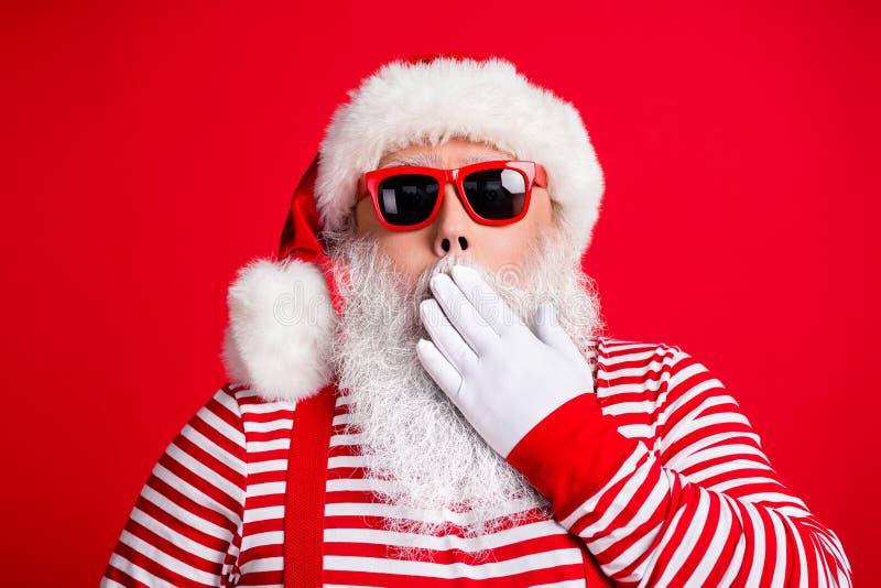 https://thumbs.dreamstime.com/b/close-up-portrait-his-nice-handsome-attractive-amazed-white-haired-santa-wearing-sunglasses-closing-mouth-oops-silence-201463450.jpg