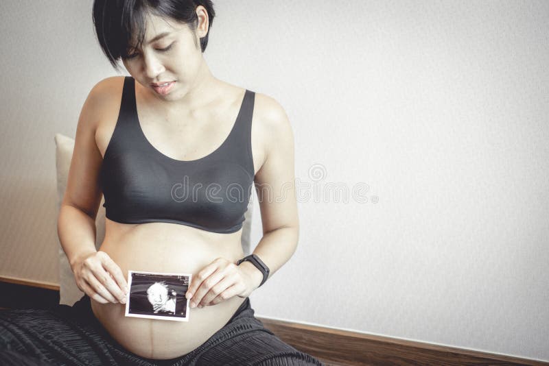 Asian pregnant woman