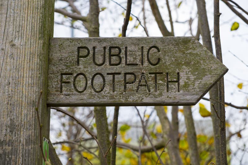 Public footpath. Символ троп. Public close