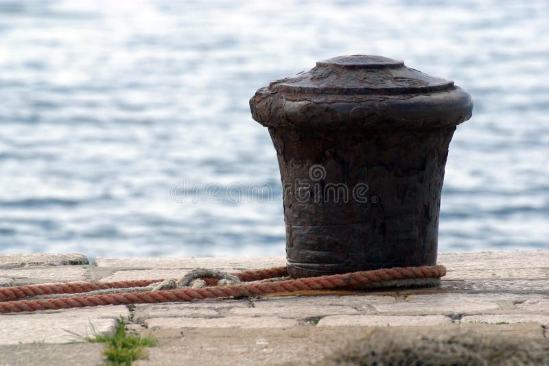 Close up of a rusty bitt