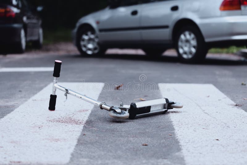 Scooter on pedestrian crossing royalty free stock photos Scooter on pedestrian crossing royalty free stock photos