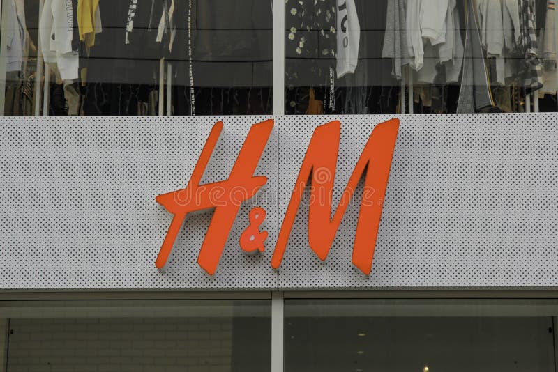 H&M Brand Logo Seen In Tsim Sha Tsui Hong Kong Stock Photo, Picture and  Royalty Free Image. Image 123680664.