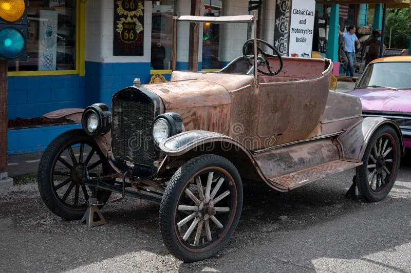 833 Ford Model T Stock Photos - Free & Royalty-Free Stock Photos From  Dreamstime