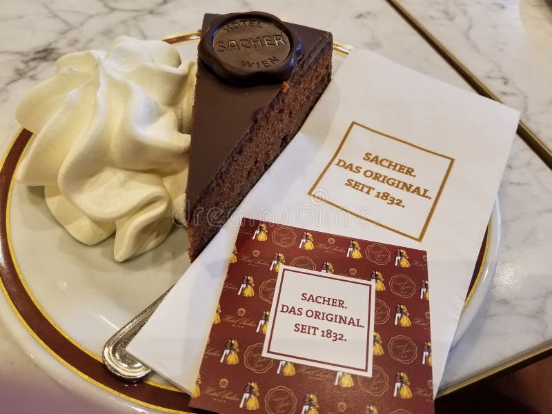 Hotel Sacher, the café where you can taste the famous cake 