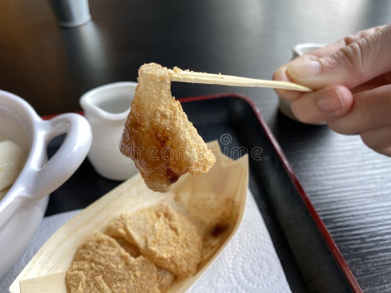 Warabi mochi it is japanese dessert