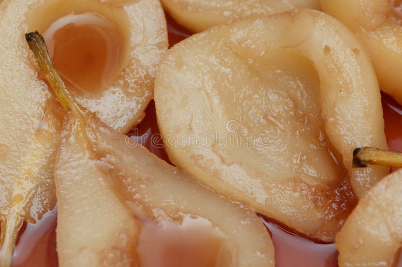 Close-up van gekookte gesneden peren