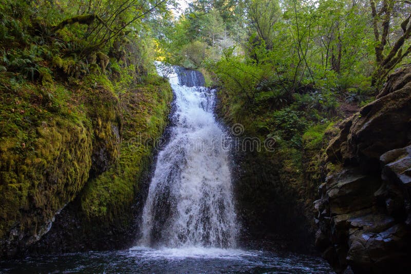 Close Up View of Bridal Veil Falls, Oregon Stock Image Image of