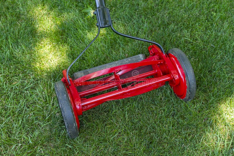 126 Reel Lawnmower Stock Photos - Free & Royalty-Free Stock Photos from  Dreamstime
