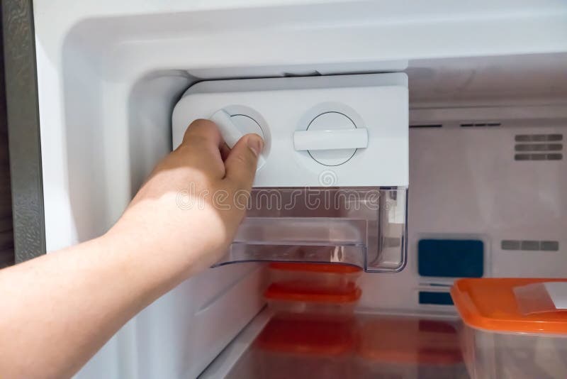 hitachi fridge ice tray