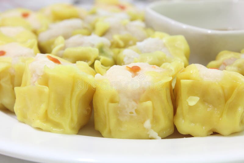 Closeup Dim Sum in white dish, select focus. royalty free stock photos Closeup Dim Sum in white dish, select focus. royalty free stock photos