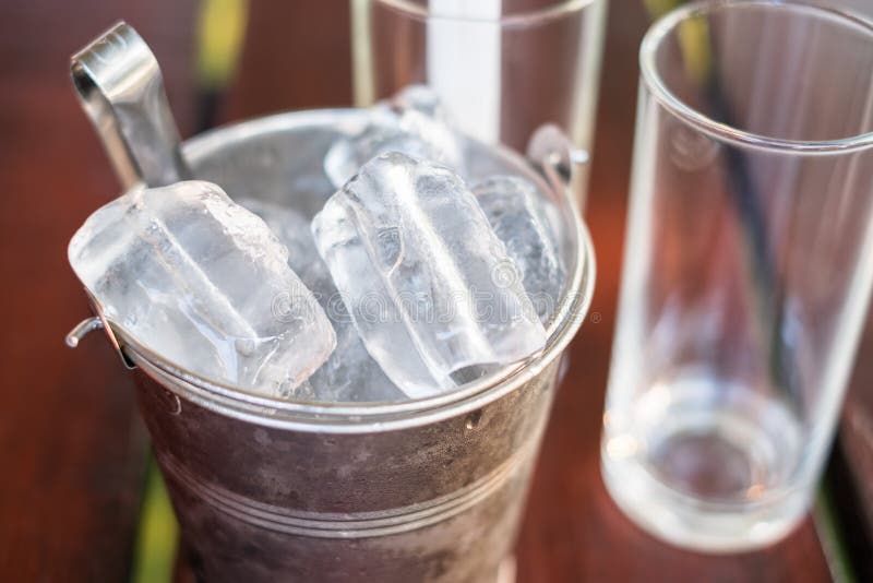 Ice Cube in Bucket for Drinks