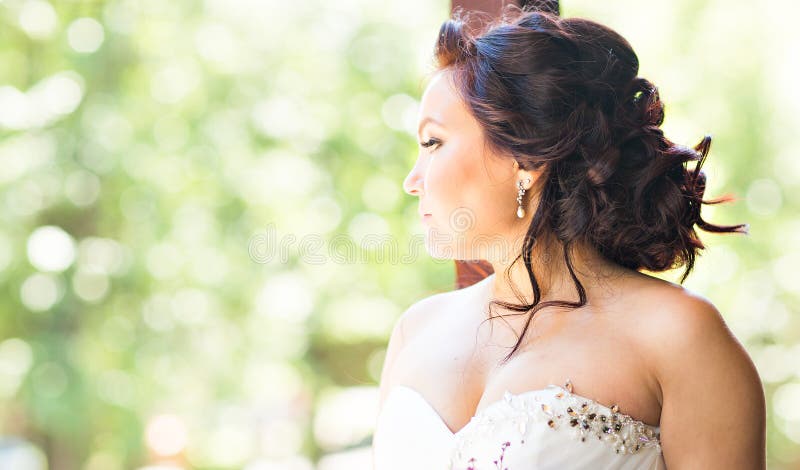 Closeup portrait of young gorgeous bride royalty free stock photo
