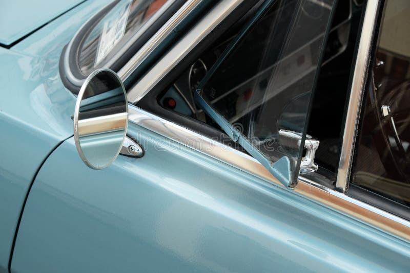 762 Classic Car Rear View Mirror Stock Photos Free & RoyaltyFree