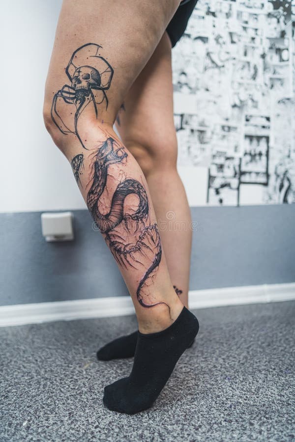 25 Leg Tattoos Ideas For Women