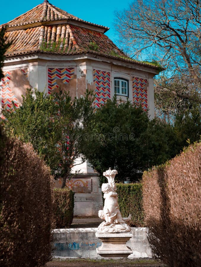 A closeup view of a fountain in the Cascade Gardens of Quinta Real de Caxias