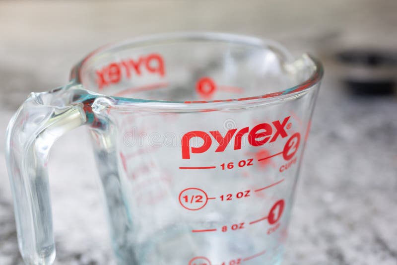 Pyrex Glass Measuring Cup Stock Photo - Download Image Now - Borosilicate Glass,  Measuring Cup, Crockery - iStock