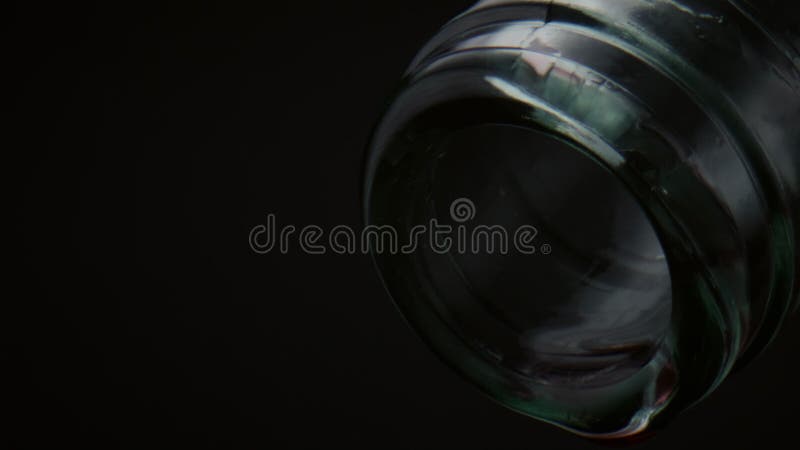 https://thumbs.dreamstime.com/b/closeup-waterdrop-drip-glass-bottle-neck-black-background-clear-transparent-drops-mineral-water-falling-down-super-slow-258665026.jpg