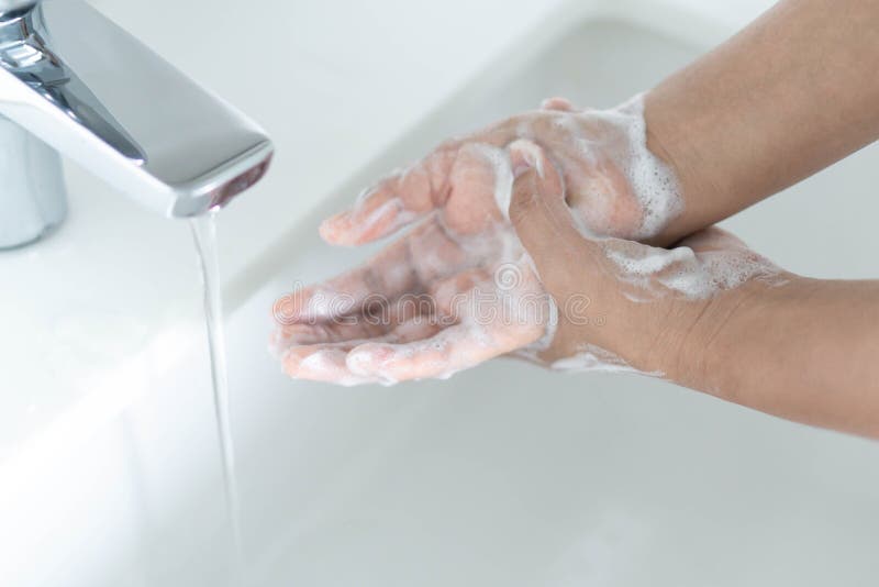 Dettagliato mano sapone il bagno.