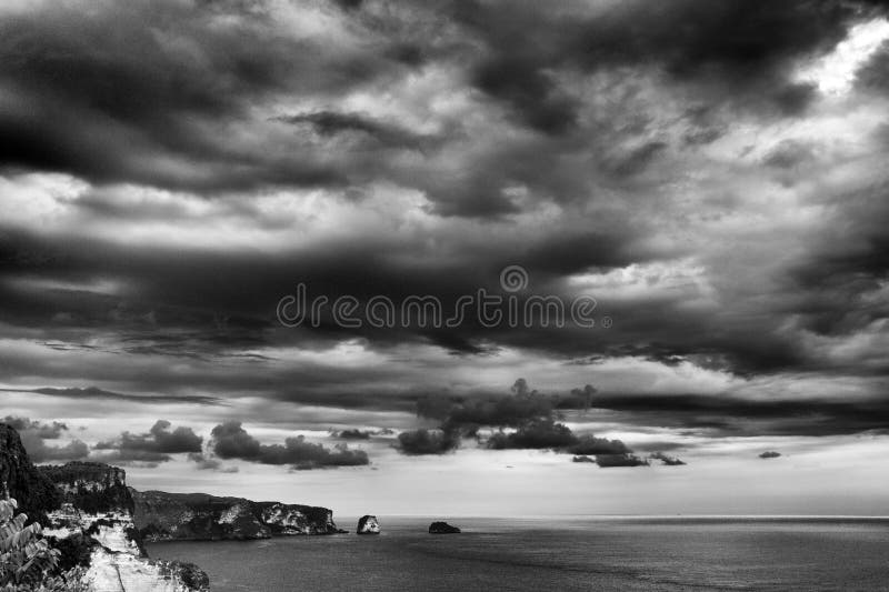 cloud dark arkivbilder cloud dark arkivbilder