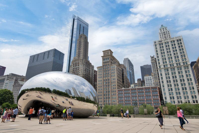 The Cloud Gate Statue in Millennium Park in Downtown Chicago, Il Editorial Image Image of