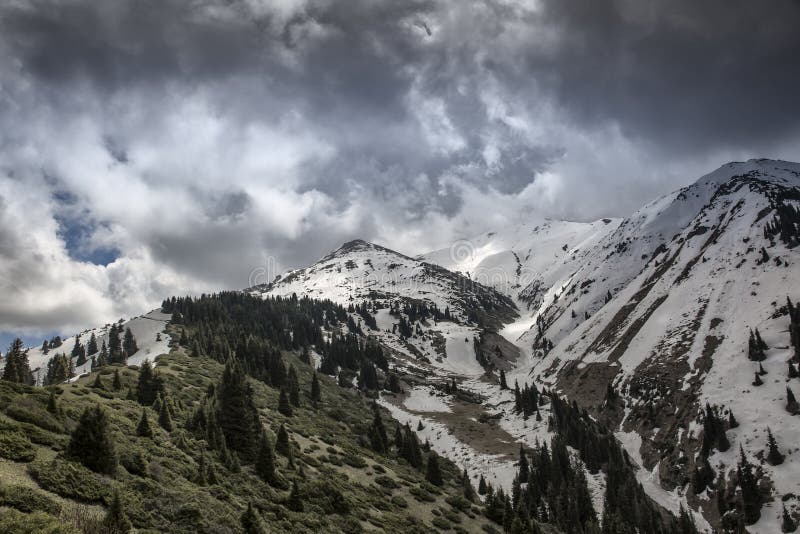 Clouds Over Snowy Peaks Stock Image Image Of Motion 148232891