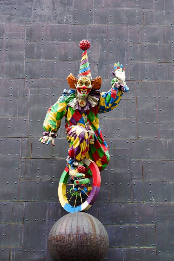 Moscow, Russia- July 7, 2018. Sculpture of a clown on the house-museum `The Creative Workshop of Zurab Tsereteli`. Item design. Zurab Konstantinovich Tsereteli - Soviet and Russian muralist, sculptor, teacher, professor. Moscow, Russia- July 7, 2018. Sculpture of a clown on the house-museum `The Creative Workshop of Zurab Tsereteli`. Item design. Zurab Konstantinovich Tsereteli - Soviet and Russian muralist, sculptor, teacher, professor