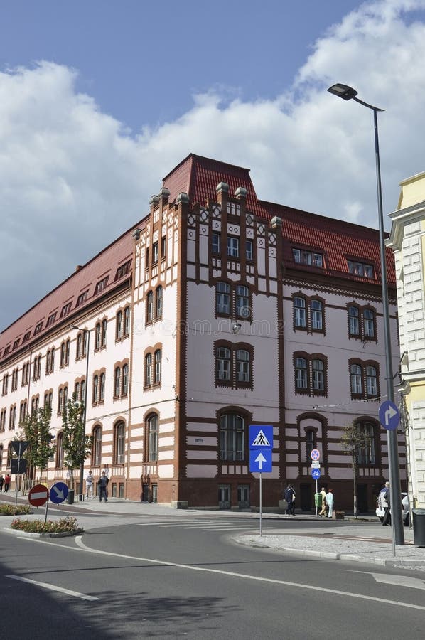 Cluj RO, Wrzesień 24th: Historycznego budynku szczegóły w cluj od Transylvania regionu w Rumunia obrazy stock