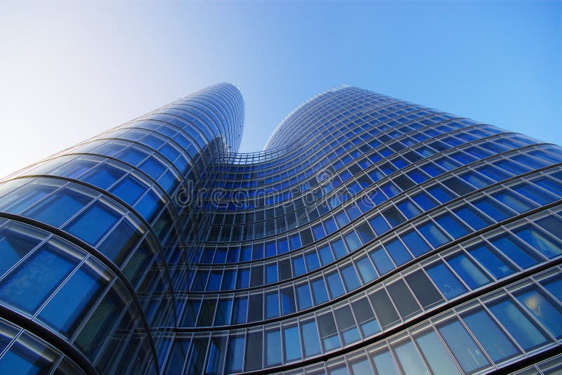 Clădire de birouri modernă stock photography