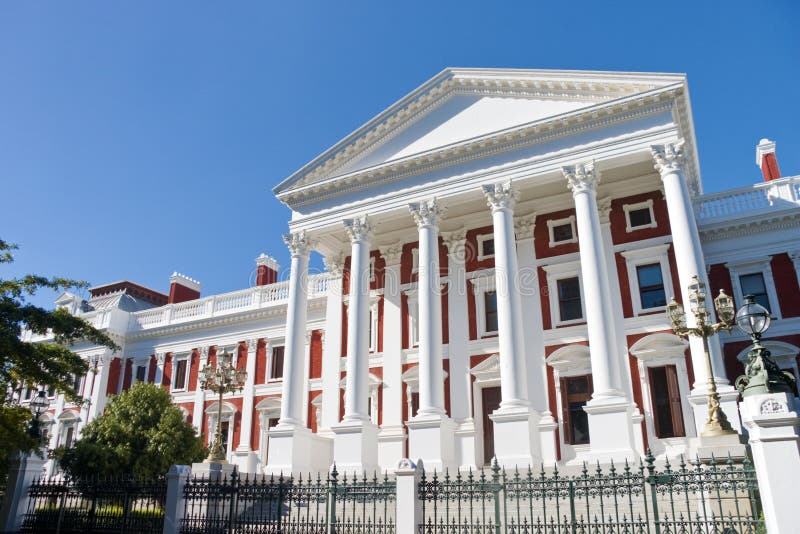 Clădirile parlamentului din Africa de Sud în orașul Cape stock photos