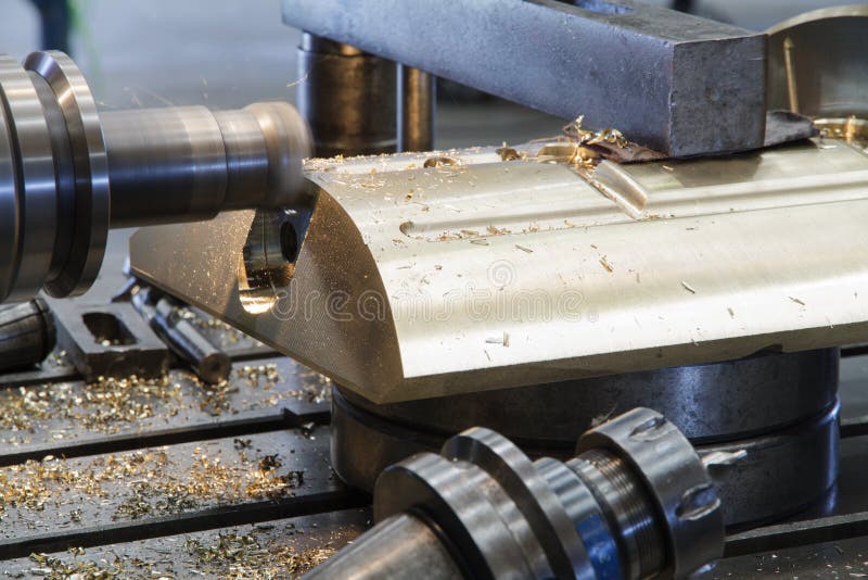 CNC het malenhoofden van de malenmachine stock afbeeldingen CNC het malenhoofden van de malenmachine stock afbeeldingen