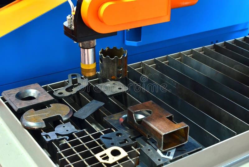 Cnc-laser-klipp av metall, modern industriell teknologi fotografering för bildbyråer Cnc-laser-klipp av metall, modern industriell teknologi fotografering för bildbyråer