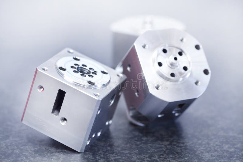 CNC som bearbetar med maskin mitten arkivbilder CNC som bearbetar med maskin mitten arkivbilder