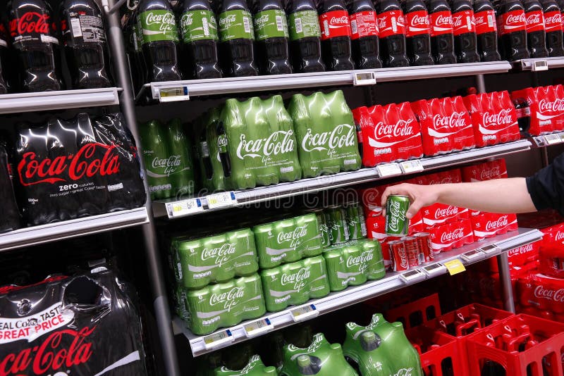 Coca - colaliv arkivfoton