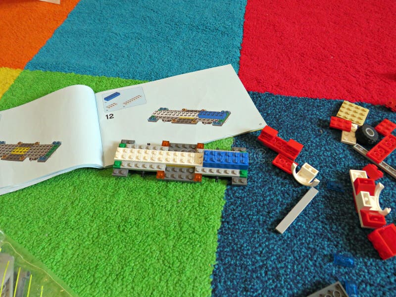 Coche constructivo del lego fotografía de archivo Coche constructivo del lego fotografía de archivo