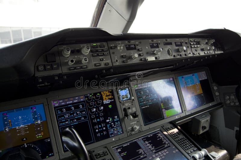 The cockpit of the Boeing 787