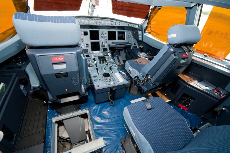 airbus a320 cockpit image airbus a320 cockpit image