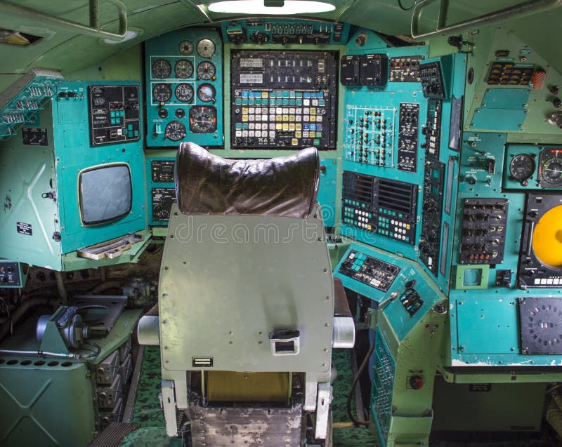 Cockpitsikt inom trafikflygplanet, Poltava museum arkivfoton