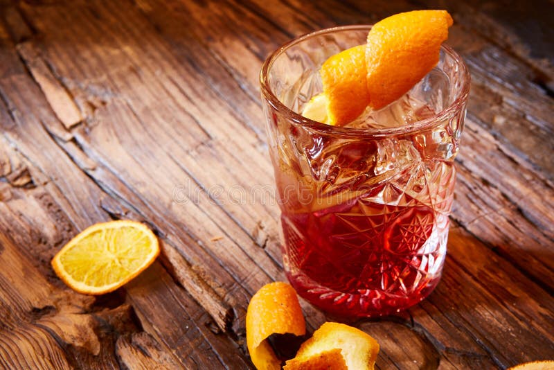 Cocktail démodé photo stock Cocktail démodé photo stock
