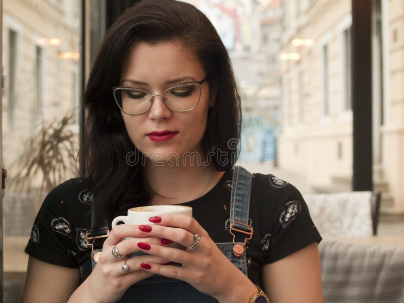 Coffe shop girl