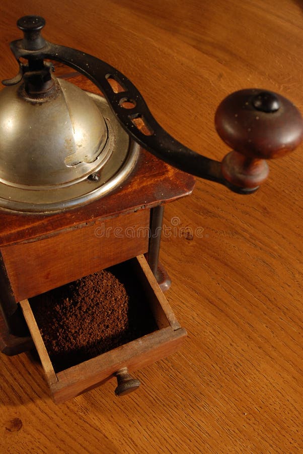 Coffee Mill Picture. Image 4979493