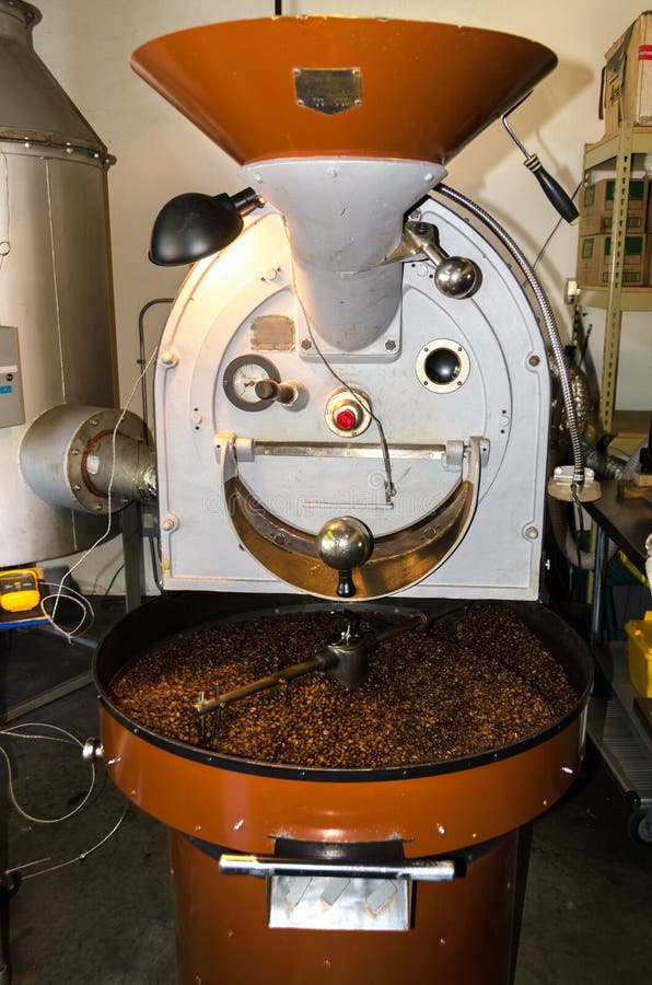 Coffee Roasting Procedure In A Coffee Shop In Vancouver Stock Photo