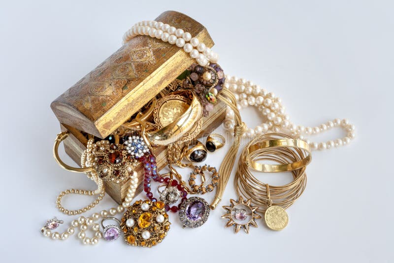 19,638 Piedras Del Tesoro Fotos de stock - Fotos libres de regalías de  Dreamstime