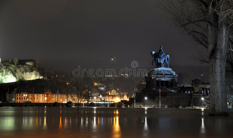 Download Coin Allemand Historique D'inondation De L'Allemagne De Ville De Coblence Image stock - Image du construction, fleuve: 77156251
