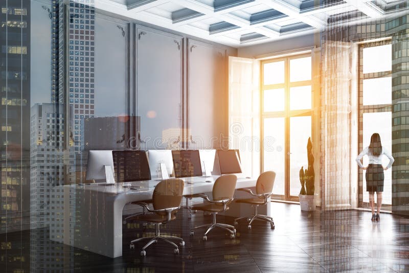 Coin de bureau gris de luxe, femme photo stock Coin de bureau gris de luxe, femme photo stock