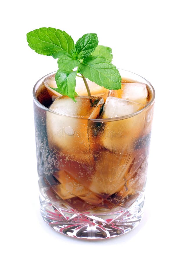 Cola drink with mint