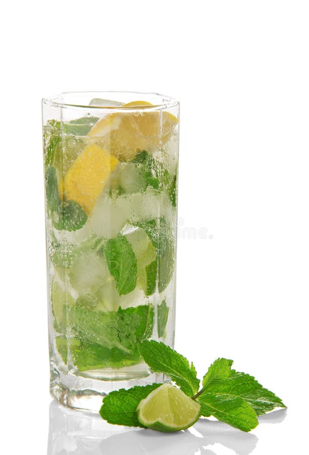 Cold cocktail of Mojito