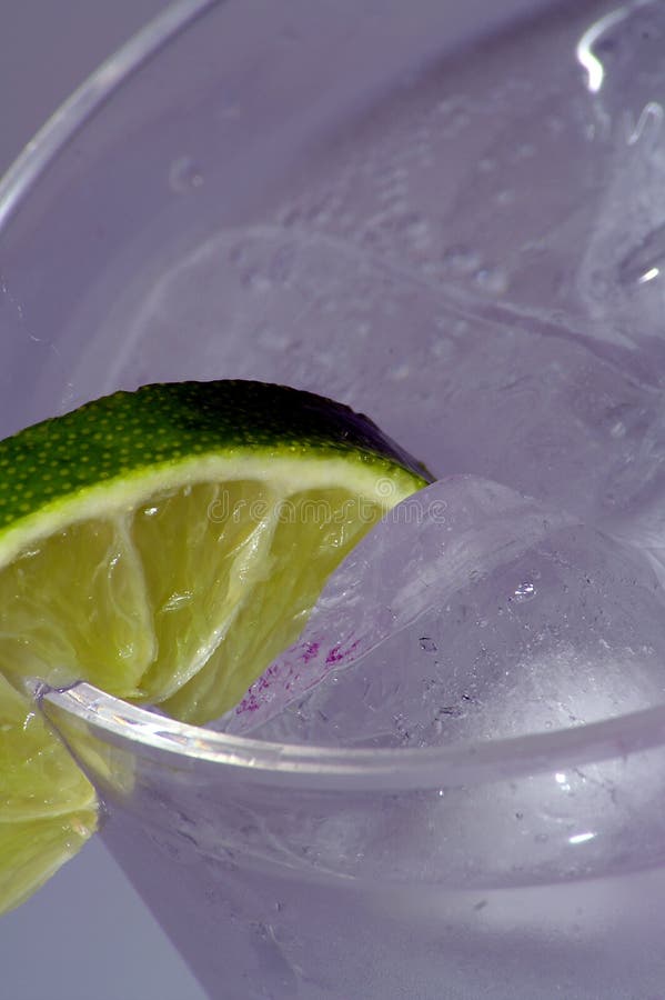 cold-drink-with-lime-2-stock-image-image-of-citrus-drinks-768367