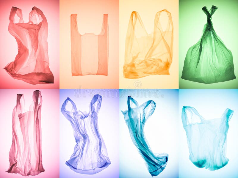 collage creativo di vari sacchetti di plastica variopinti sgualciti