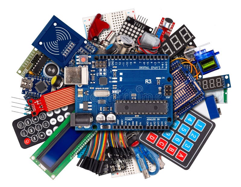 Collage des Mikroreglerbrettanzeigen-Sensor-Knopfes schaltet Kabeldrahtzusätze und Ausrüstung lokalisierte weiße Elektronik lizenzfreie stockfotografie