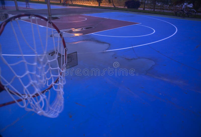 208 Basketball Hoop Net Damaged Stock Photos Free & RoyaltyFree